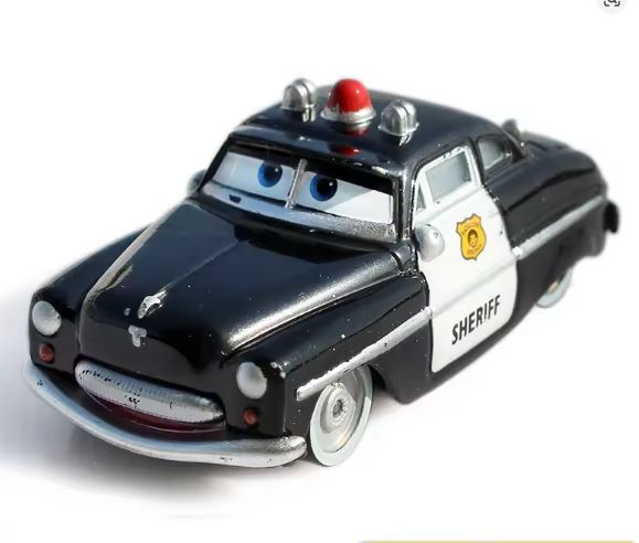 Disney Pixar Cars 3 — 1:55 Scale Lightning McQueen & Mater Alloy Die-Cast Set