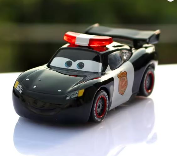 Disney Pixar Cars 3 — 1:55 Scale Lightning McQueen & Mater Alloy Die-Cast Set