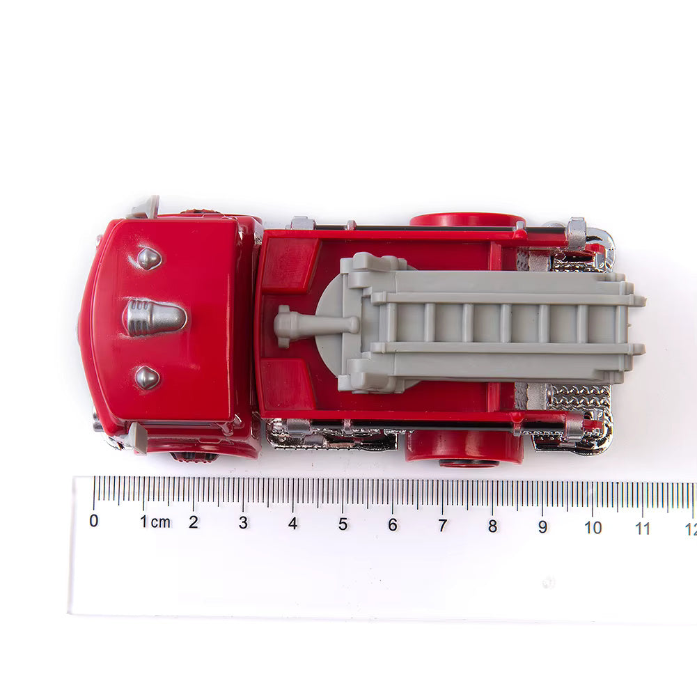 Disney-Pixar Cars 3 1:55 Die-Cast Lightning McQueen & Mater Alloy Model Set – Perfect Gift for Kids